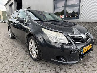 Unfallwagen Toyota Avensis 1.6 VVTi Business Wagon 2011/8