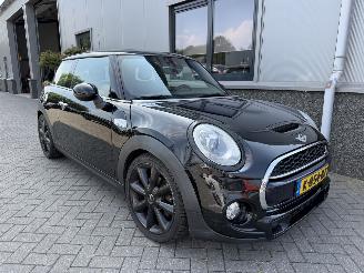 Unfallwagen Mini Cooper S 2.0 Cooper S JW 2014/12