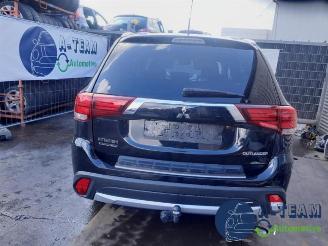 Salvage car Mitsubishi Outlander Outlander (GF/GG), SUV, 2012 / 2022 2.0 16V 4x2 2015/10