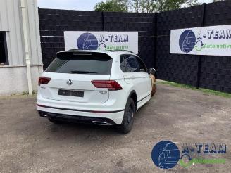 Vrakbiler auto Volkswagen Tiguan Tiguan (AD1), SUV, 2016 / 2024 2.0 TSI 16V 4Motion 2017/11