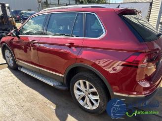 Volkswagen Tiguan Tiguan (AD1), SUV, 2016 / 2024 2.0 TSI 16V 4Motion picture 4