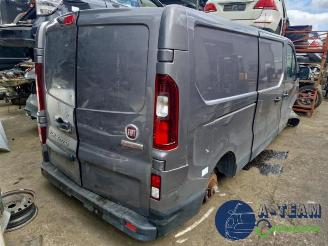 krockskadad bil auto Fiat Talento Talento, Van, 2016 1.6 EcoJet BiTurbo 145 2018/3