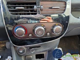 Renault Clio Clio IV (5R), Hatchback 5-drs, 2012 / 2021 0.9 Energy TCE 90 12V picture 32