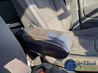 Renault Clio Clio IV (5R), Hatchback 5-drs, 2012 / 2021 0.9 Energy TCE 90 12V picture 35