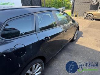 Opel Astra Astra J Sports Tourer (PD8/PE8/PF8), Combi, 2010 / 2015 1.4 16V ecoFLEX picture 9