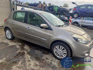 Renault Clio Clio III (BR/CR), Hatchback, 2005 / 2014 1.2 16V 75 picture 10