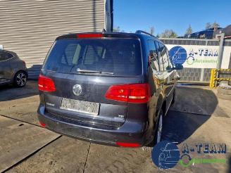 Coche siniestrado Volkswagen Touran Touran (1T3), MPV, 2010 / 2015 1.2 TSI 2014/5