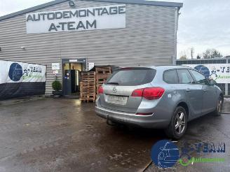 disassembly passenger cars Opel Astra Astra J Sports Tourer (PD8/PE8/PF8), Combi, 2010 / 2015 1.4 16V ecoFLEX 2011/12