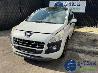 Salvage car Peugeot 3008 3008 I (0U/HU), MPV, 2009 / 2016 1.6 16V THP 155 2012/1