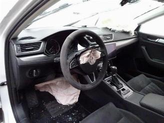 Skoda Superb Superb Combi (3V5), Combi, 2015 1.6 TDI picture 16