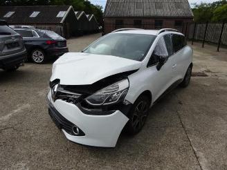 Démontage voiture Renault Clio Clio IV Estate/Grandtour (7R), Combi 5-drs, 2012 / 2021 0.9 Energy TCE 12V 2015/1