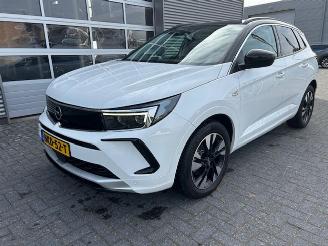 skadebil auto Opel Grandland 1.2 Turbo Level 3 2025/3