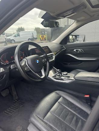 BMW 3-serie 320i xDrive High Executive picture 15