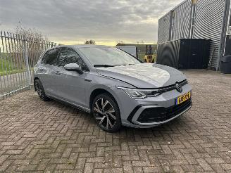 Käytettyjen passenger cars Volkswagen Golf 1.5 eTSI R-Line Business 2023/12