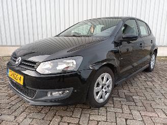 uszkodzony samochody osobowe Volkswagen Polo Polo V (6R) Hatchback 1.2 TDI 12V BlueMotion (CFWA(Euro 5)) [55kW]  (1=
0-2009/05-2014) 2010/10