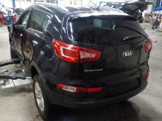 Kia Sportage Sportage (SL) Terreinwagen 1.7 CRDi 16V 4x2 (D4FD) [85kW]  (12-2010/02=
-2016) picture 4