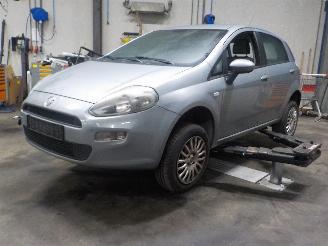 Uttjänta bilar auto Fiat Punto Punto Evo (199) Hatchback 1.3 JTD Multijet 85 16V (199.B.4000(Euro 5))=
 [62kW]  (10-2009/02-2012) 2012/6