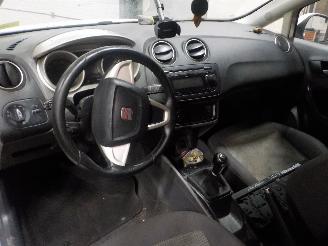 Seat Ibiza Ibiza IV SC (6J1) Hatchback 3-drs 1.4 16V (BXW) [63kW]  (07-2008/05-20=
15) picture 5