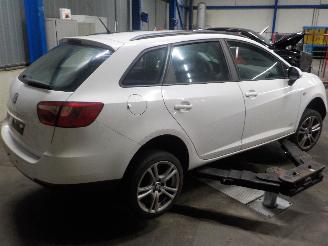 Seat Ibiza Ibiza ST (6J8) Combi 1.2 12V (CGPA) [51kW]  (05-2010/05-2015) picture 3