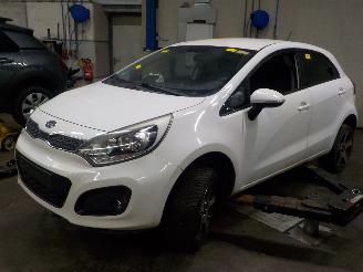 Uttjänta bilar auto Kia Rio Rio III (UB) Hatchback 1.2 CVVT 16V (G4LA5) [63kW]  (09-2011/12-2017) 2012/0