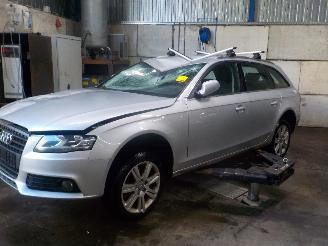Sloopauto Audi A4 A4 Avant (B8) Combi 1.8 TFSI 16V (CDHB(Euro 5)) [118kW]  (11-2007/03-2=
012) 2011