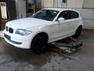 Uttjänta bilar auto BMW 1-serie 1 serie (E87/87N) Hatchback 5-drs 118i 16V (N43-B20A) [105kW]  (09-200=
6/06-2011) 2008