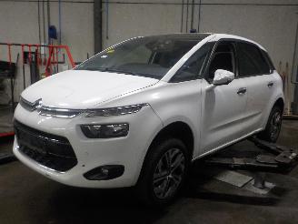 Salvage car Citroën C4 C4 Picasso (3D/3E) MPV 1.6 e-Hdi, BlueHDi 115 (DV6C(9HC)) [85kW]  (02-=
2013/03-2018) 2016
