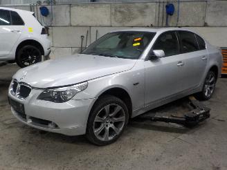 Vrakbiler auto BMW 5-serie 5 serie (E60) Sedan 530d 24V (M57N-D30(306D2)) [160kW]  (07-2003/09-20=
05) 2004