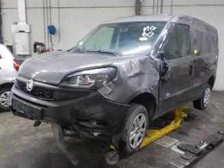 Sloopauto Fiat Doblo Doblo Cargo (263) Van 1.6 D Multijet (263.A.8000) [77kW]  (02-2010/07-=
2022) 2019