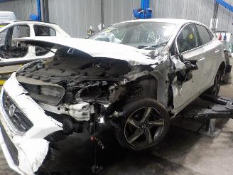 Auto da rottamare Volvo V-40 V40 (MV) 1.6 D2 (D4162T) [84kW]  (03-2012/12-2016) 2013