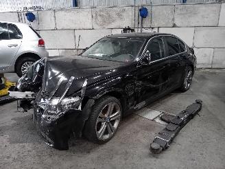 demontáž osobní automobily BMW 3-serie 3 serie (F30) Sedan 330e (B48-B20A) [185kW]  (11-2015/10-2018) 2016