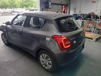Suzuki Swift Swift (ZC/ZD) Hatchback 5-drs 1.2 Dual Jet 16V Smart Hybrid (K12D) [61=
kW]  (06-2020/...) picture 4