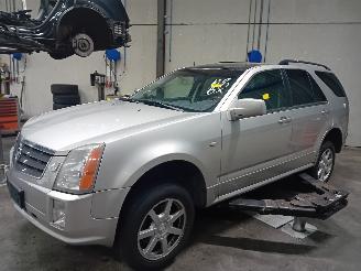demontáž osobní automobily Cadillac SRX SRX SUV 3.6 V6 24V AWD (LY7) [190kW]  (07-2004/09-2012) 2004