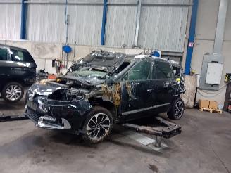 Autoverwertung Renault Scenic Grand Scénic III (JZ) MPV 1.2 16V TCe 115 (H5F-400(H5F-A4)) [85kW]  =
(04-2012/12-2016) 2015