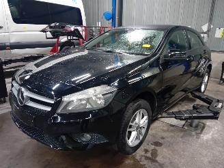 demontáž osobní automobily Mercedes A-klasse A (W176) Hatchback 1.5 A-180 CDI 16V (OM607.951) [80kW]  (06-2012/...)= 1980