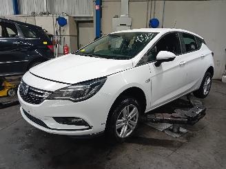 Uttjänta bilar auto Opel Astra Astra K Hatchback 5-drs 1.6 CDTI 110 16V (B16DTU(Euro 6)) [81kW]  (02-=
2016/...) 2018/0