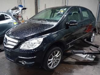 Uttjänta bilar auto Mercedes B-klasse B (W245) Hatchback 2.0 B-180 CDI 16_V (OM640.940) [80kW]  (03-2005/09-=
2011) 2009/0
