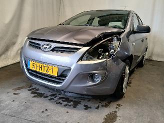 krockskadad bil auto Hyundai I-20 i20 Hatchback 1.2i 16V (G4LA) [57kW]  (09-2008/12-2012) 2009/3