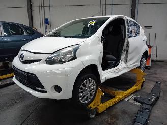 Sloopauto Toyota Aygo Aygo (B10) Hatchback 1.0 12V VVT-i (1KR-FE) [50kW]  (07-2005/05-2014) 2012