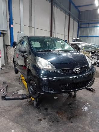 Uttjänta bilar auto Toyota Aygo Aygo (B10) Hatchback 1.0 12V VVT-i (1KR-FE) [50kW]  (07-2005/05-2014) 2010/0