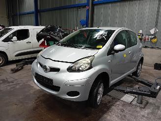 Uttjänta bilar auto Toyota Aygo Aygo (B10) Hatchback 1.0 12V VVT-i (1KR-FE) [50kW]  (07-2005/05-2014) 2010/0