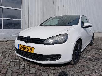 Damaged car Volkswagen Golf Golf VI (5K1) Hatchback 1.4 TSI 122 16V (CAXA(Euro 5)) [90kW]  (10-200=
8/11-2012) 2009/9