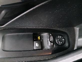 Peugeot 208 208 I (CA/CC/CK/CL) Hatchback 1.2 Vti 12V PureTech 82 (EB2F(HMZ)) [60k=
W]  (03-2012/12-2019) picture 14