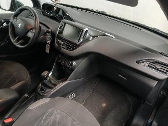 Peugeot 208 208 I (CA/CC/CK/CL) Hatchback 1.2 Vti 12V PureTech 82 (EB2F(HMZ)) [60k=
W]  (03-2012/12-2019) picture 8