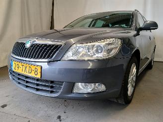 Damaged car Skoda Octavia Octavia Combi (1Z5) Combi 5-drs 1.2 TSI (CBZB) [77kW]  (02-2010/04-201=
3) 2012/2