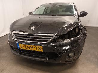 škoda osobní automobily Peugeot 308 308 SW (L4/L9/LC/LJ/LR) Combi 5-drs 1.2 12V e-THP PureTech 130 (EB2DTS=
(HNY)) [96kW]  (03-2014/12-2021) 2014/9