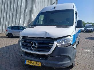 krockskadad bil auto Mercedes Sprinter Sprinter 3,5t (907.6/910.6) Van 316 CDI 2.1 D RWD (OM651.958) [120kW] =
 (02-2018/12-2021) 2019/6