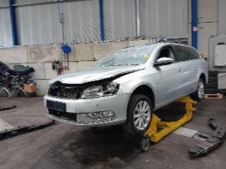demontáž osobní automobily Volkswagen Passat Passat Variant (365) Combi 1.4 TSI 16V (CAXA(Euro 5)) [90kW]  (08-2010=
/12-2014) 2012