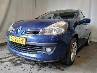 Coche accidentado Renault Clio Clio III Estate/Grandtour (KR) Combi 1.2 16V TCE 100 (D4F-784(D4F-H7))=
 [74kW]  (11-2007/12-2012) 2008/3