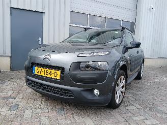 skadebil auto Citroën C4 C4 Cactus (0B/0P) Hatchback 5-drs 1.2 PureTech 82 12V (EB2F(HMZ)) [60k=
W]  (09-2014/...) 2015/8